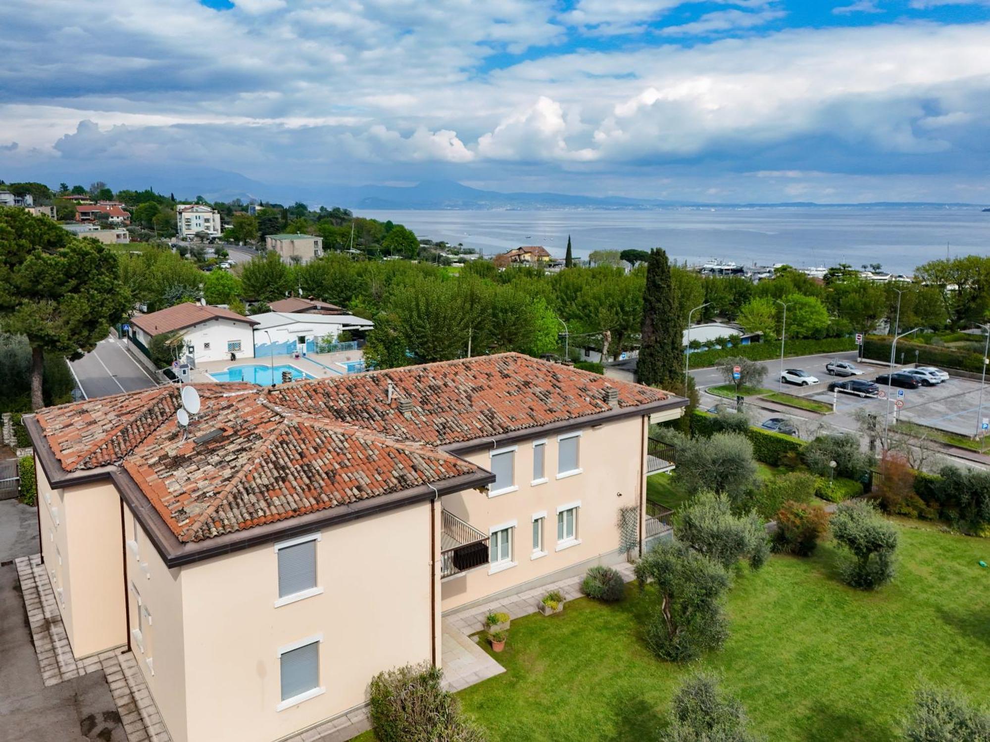 Appartamento Martina Moniga del Garda Dış mekan fotoğraf